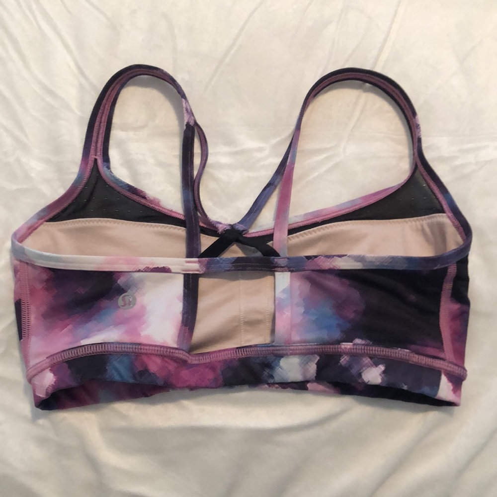 Lulu lemon sports bra